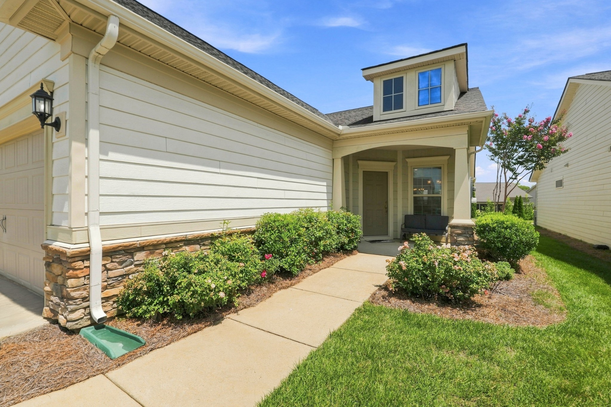 1220 Del Webb Blvd