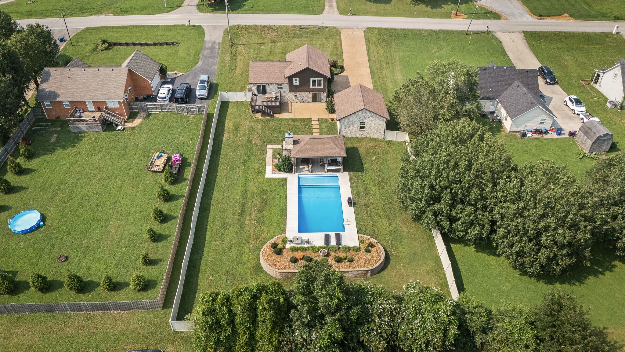 304 Narrows Rd