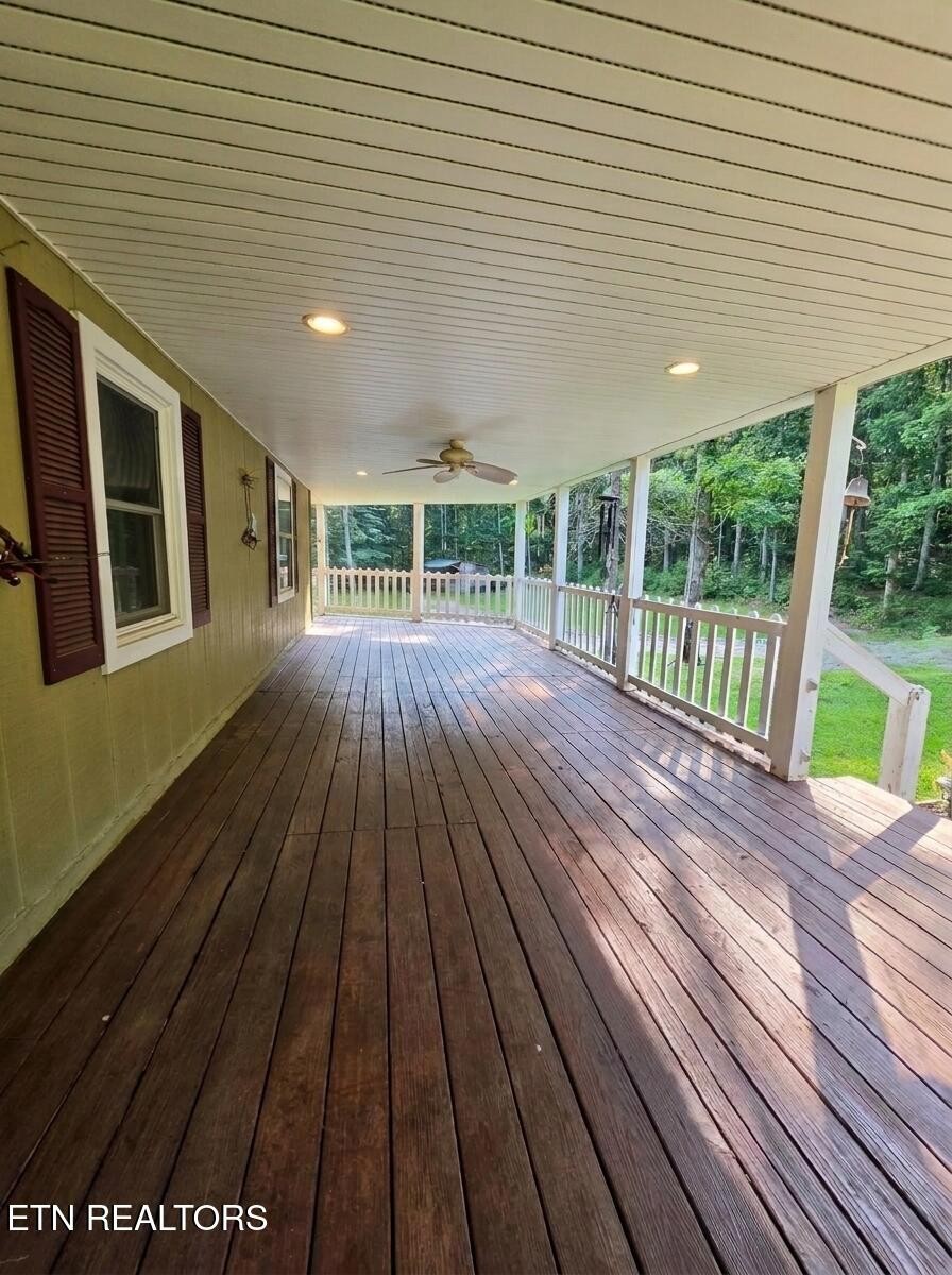 1250 Darrow Ridge Rd