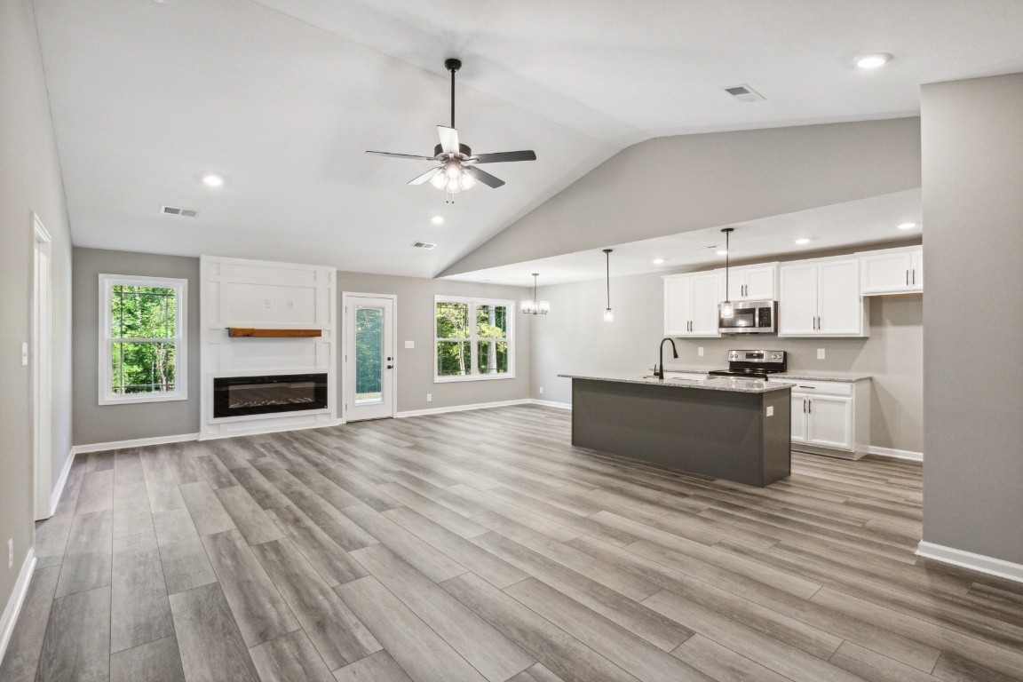 2655 Scott Dr