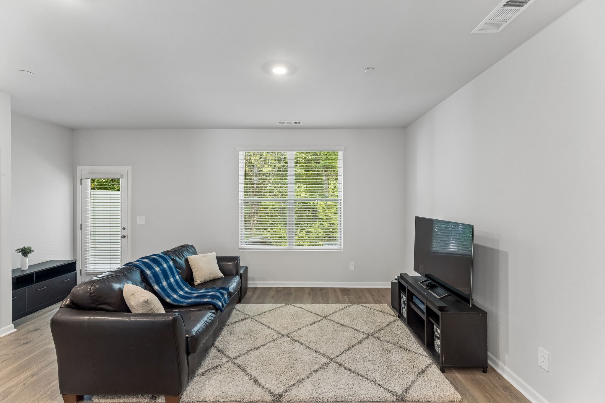 204 Mackenzie Way