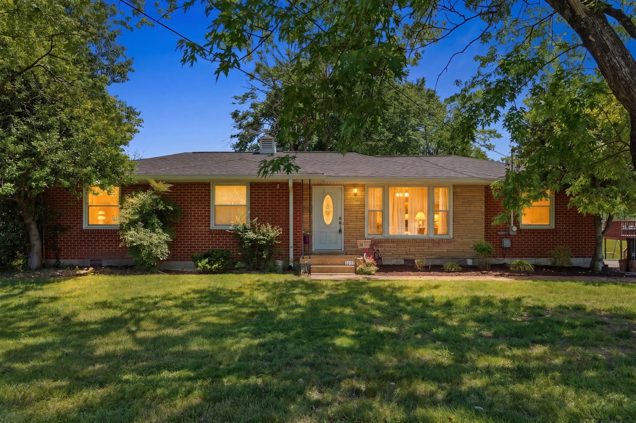 101 Newport Dr