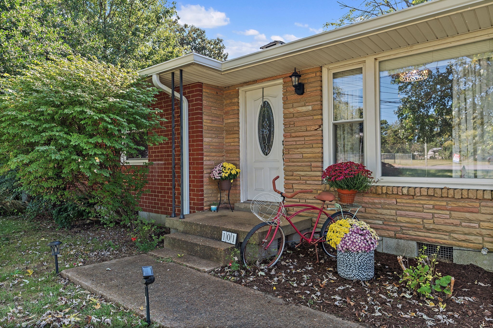 101 Newport Dr