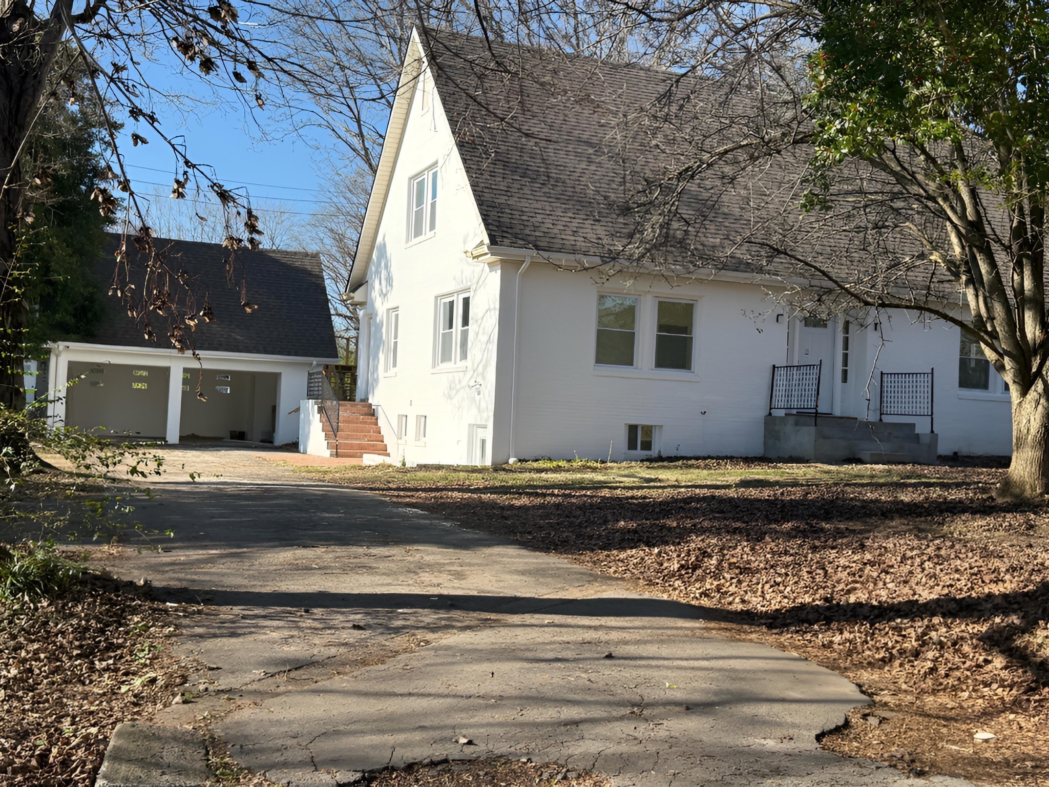 103 Springer Dr