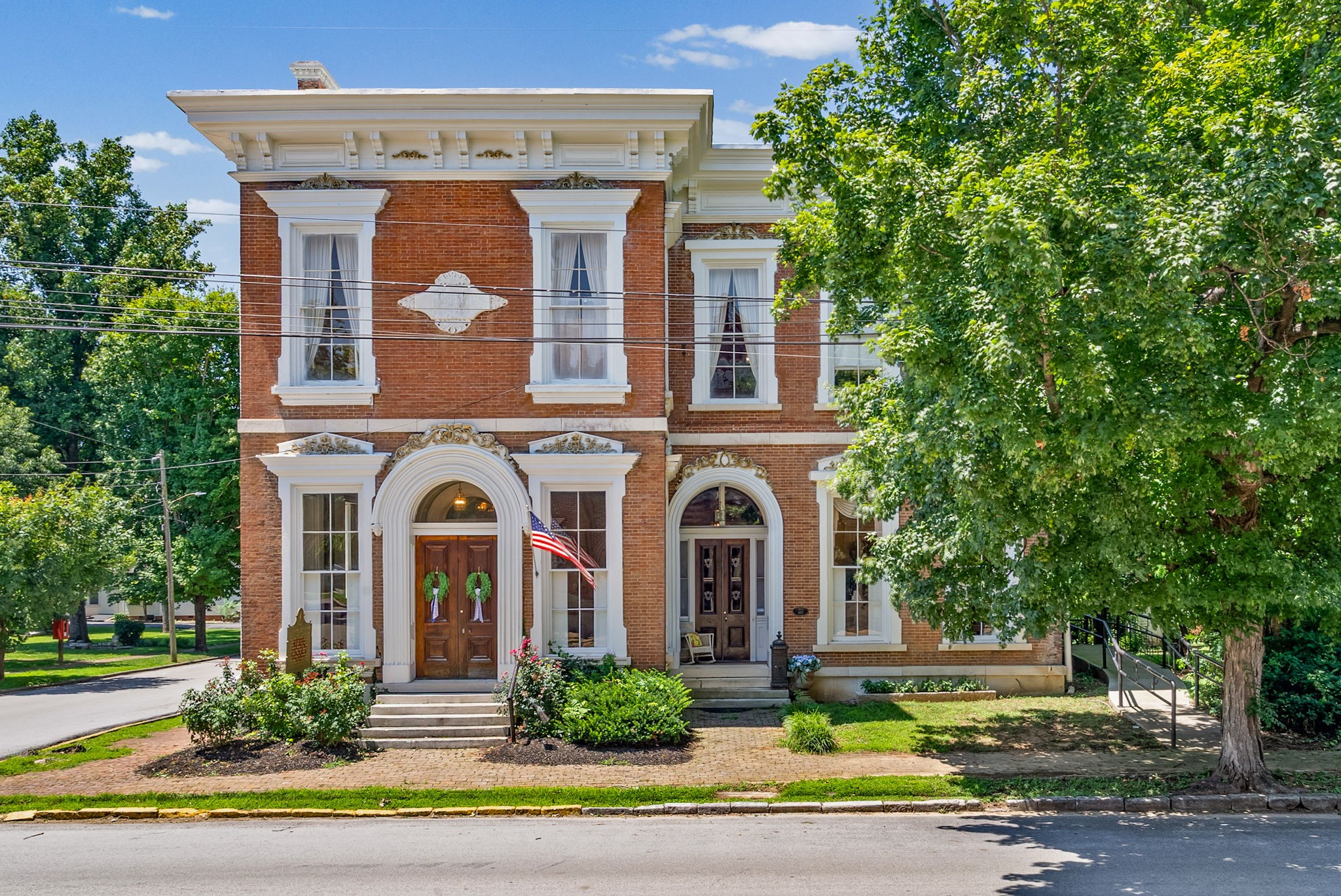296 S Main St