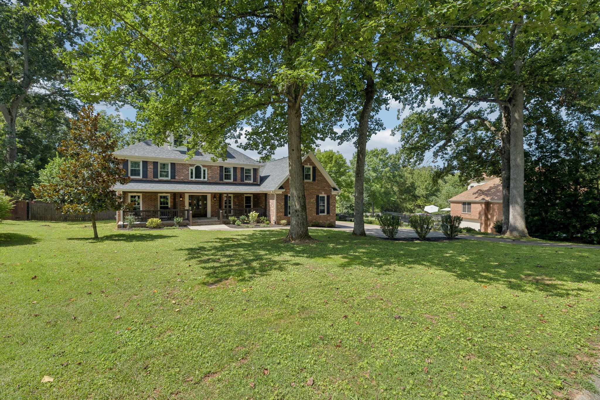 115 Laural Hill Dr