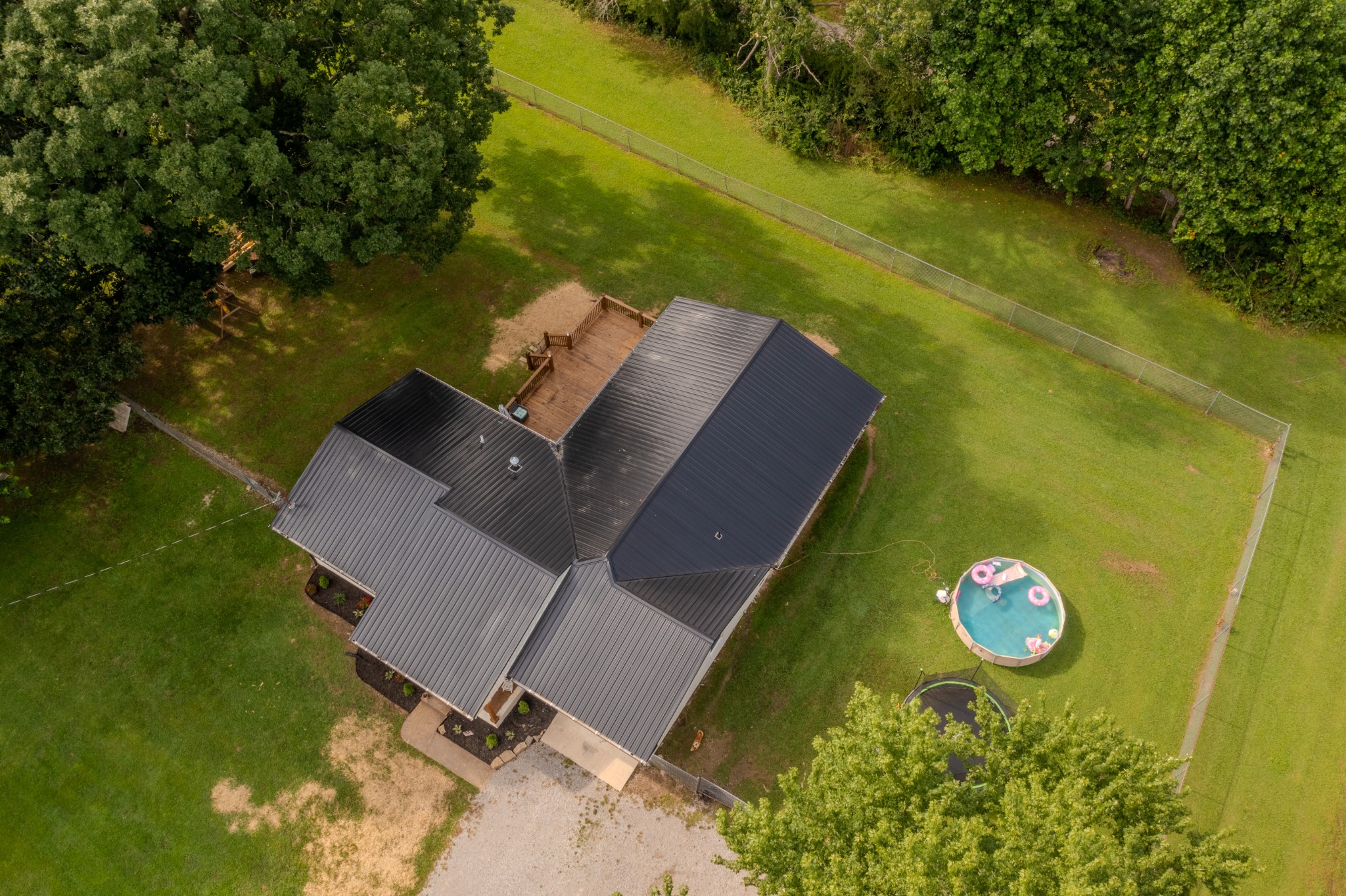 22 Oak Dr