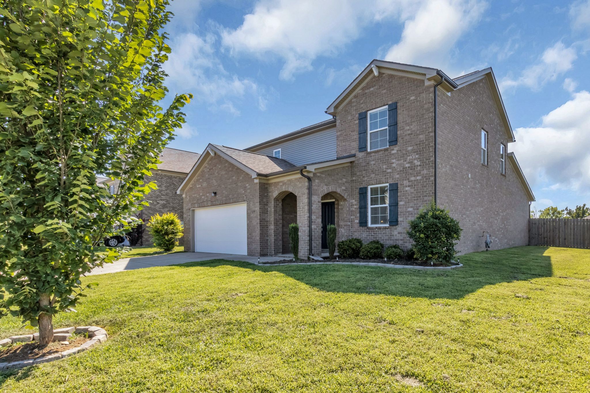 729 Amberton Dr