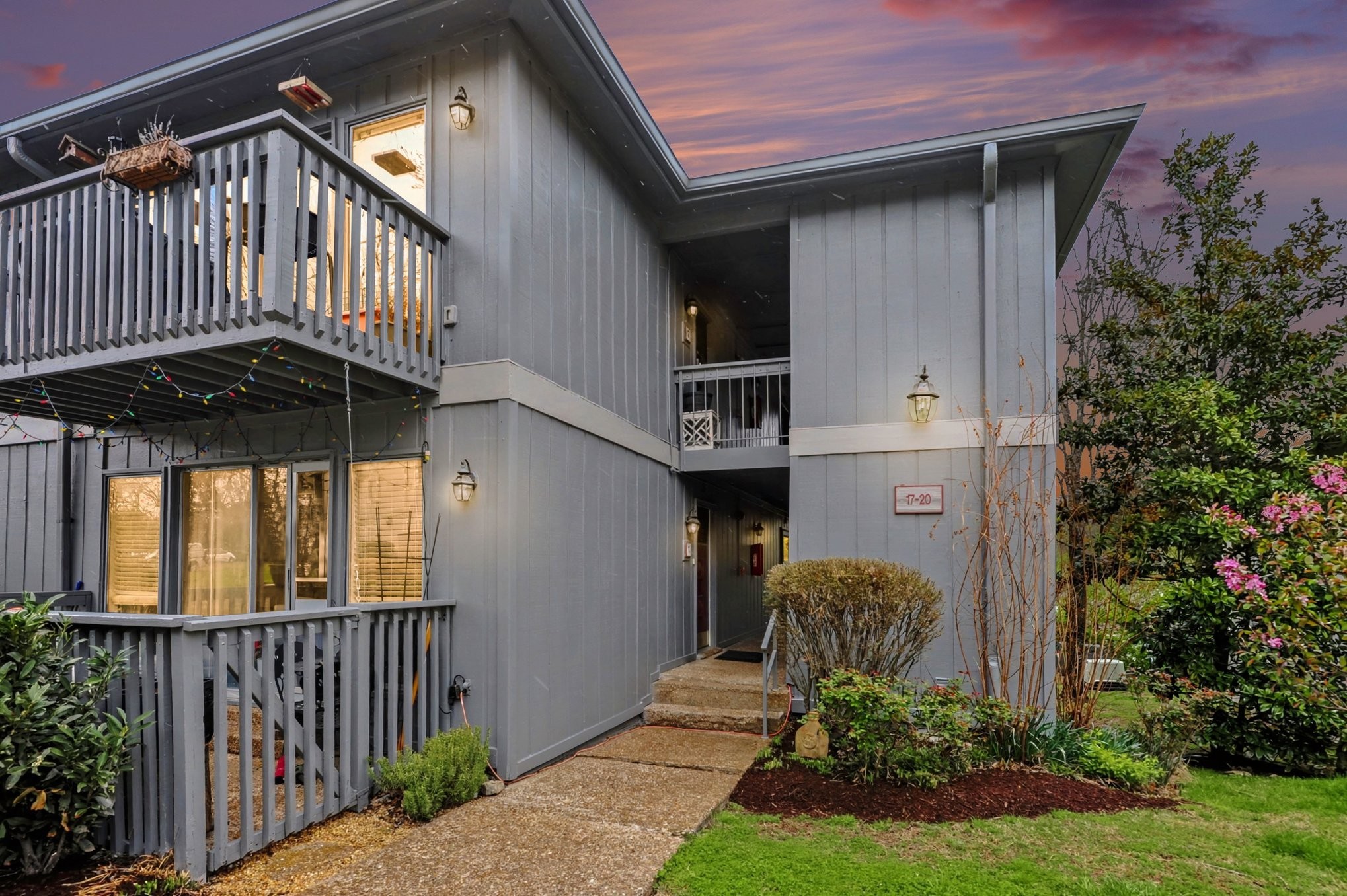 21 Vaughns Gap Rd