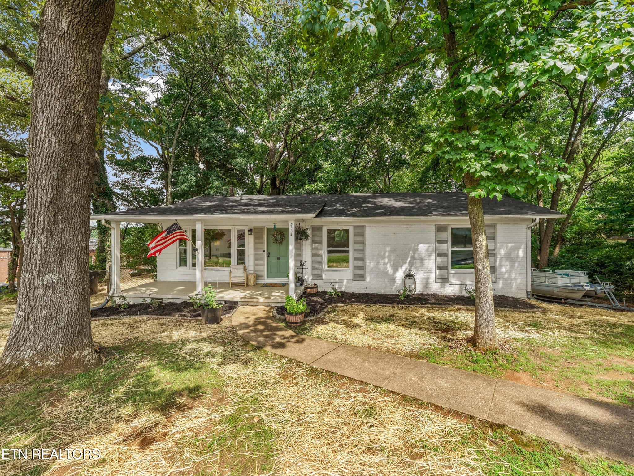 3604 Sisk Rd