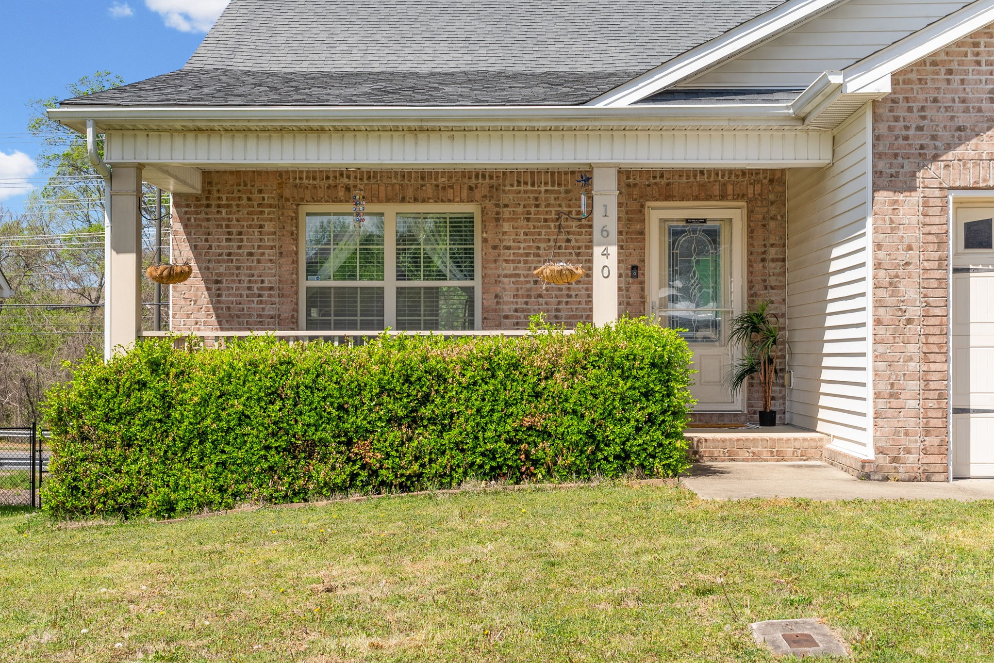 1640 Buchanon Dr