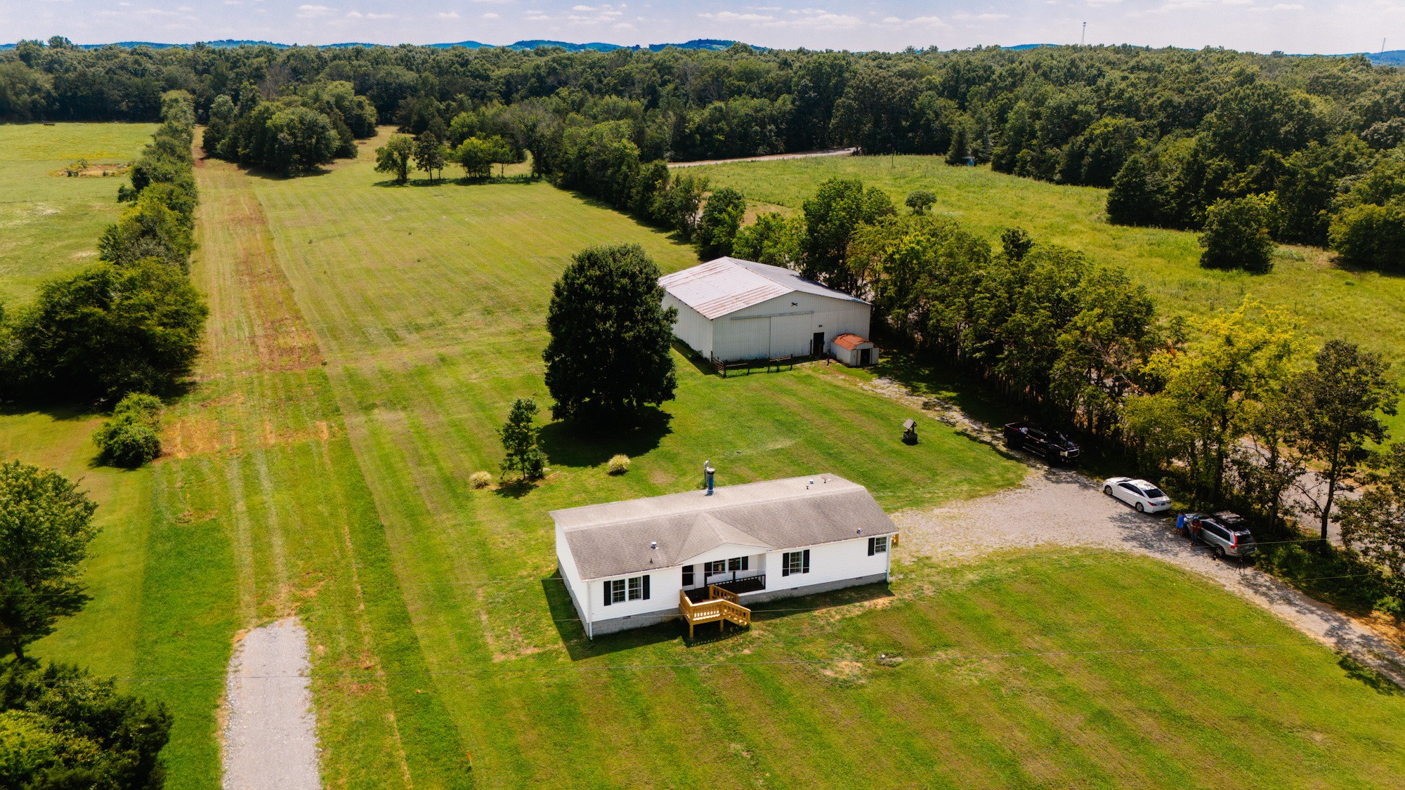 1778 Bluebird Rd
