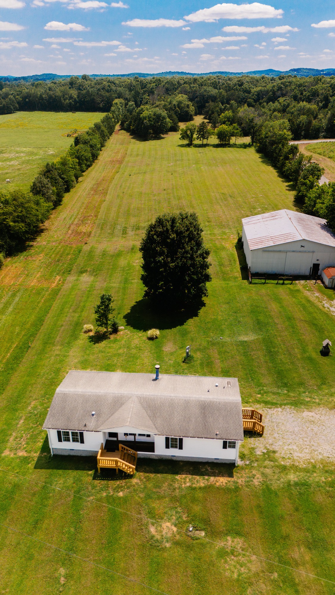 1778 Bluebird Rd