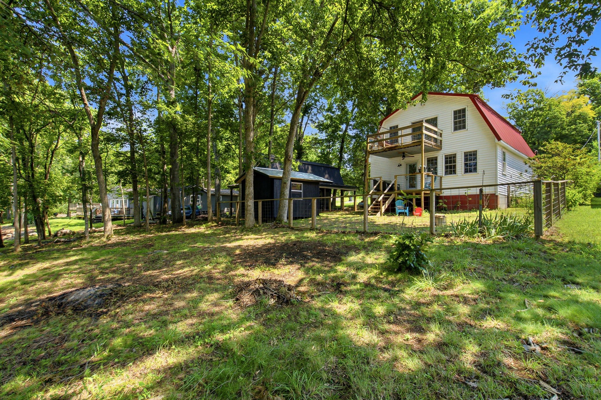 100 Breeze Inn Rd