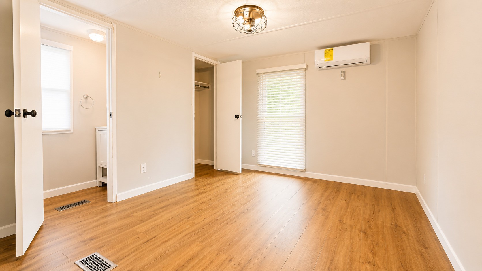 611 Sycamore Ln