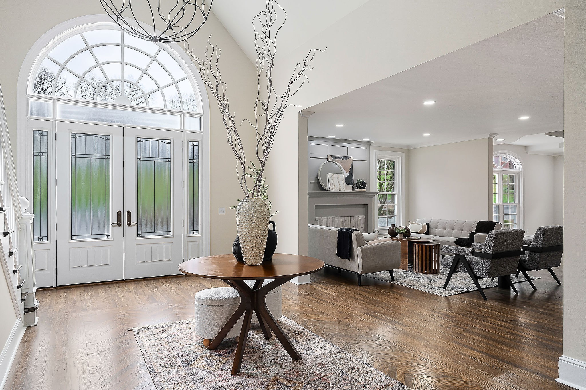 250 W Laurel Ave