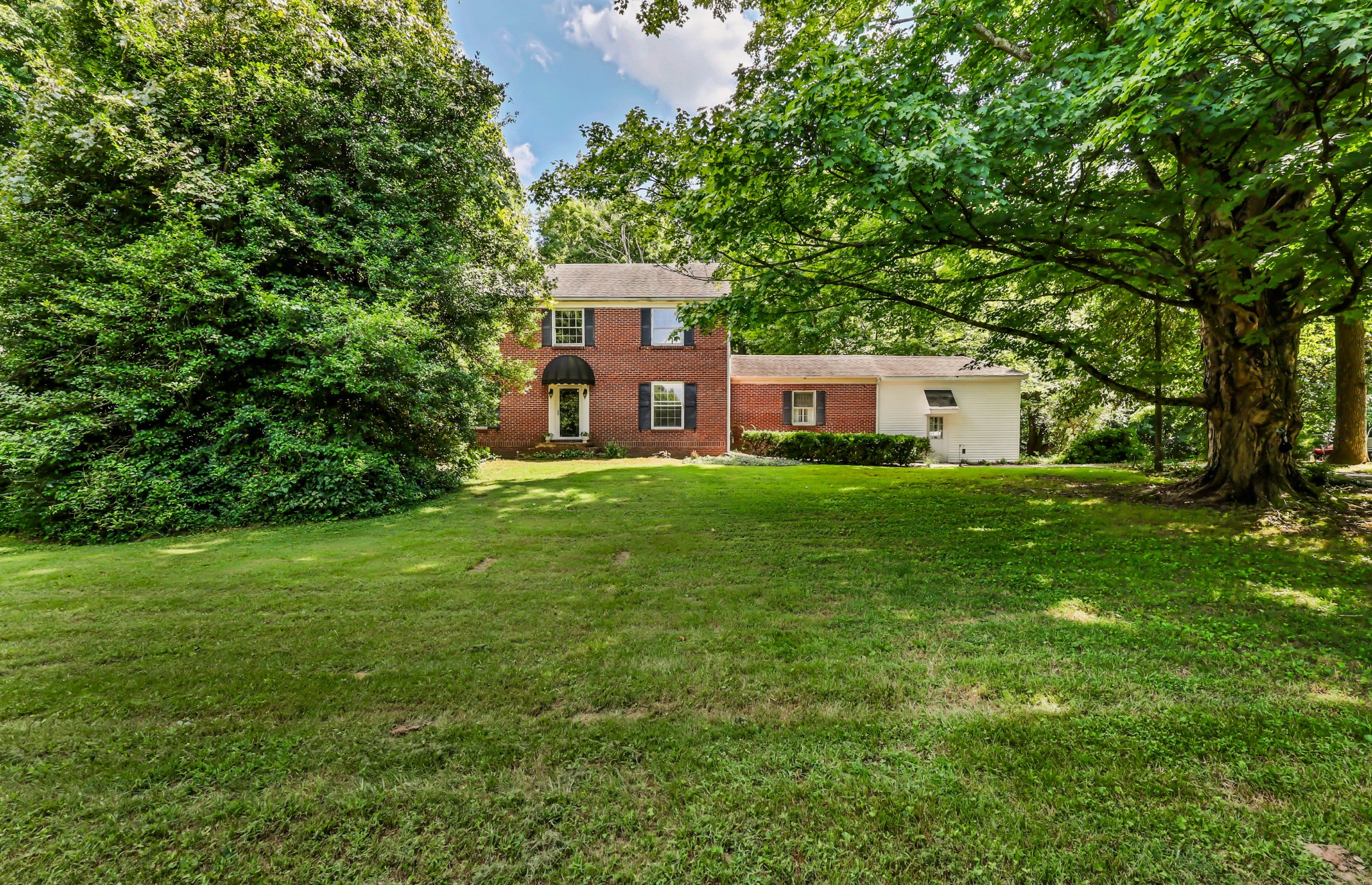 2545 Norwood Dr