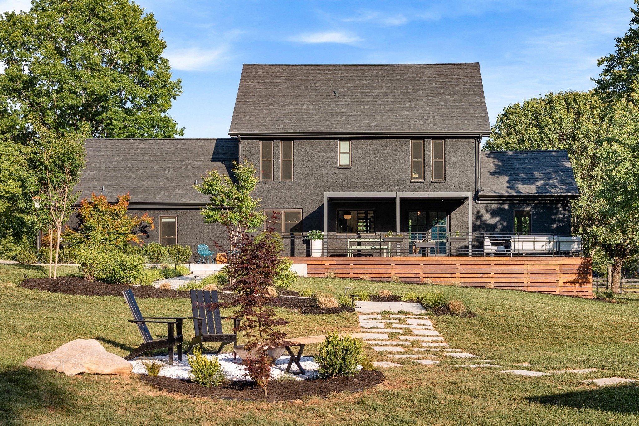 2031 Maple Ln