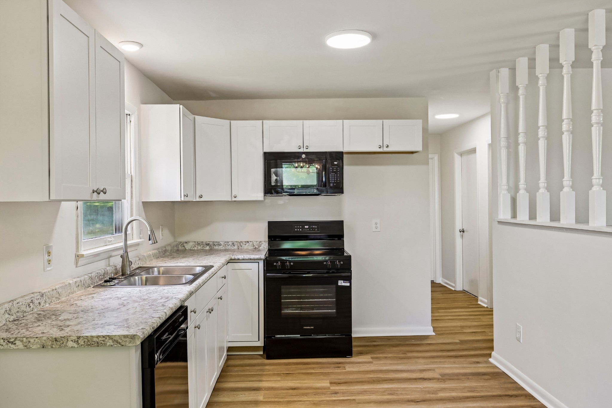 510 W Adams St