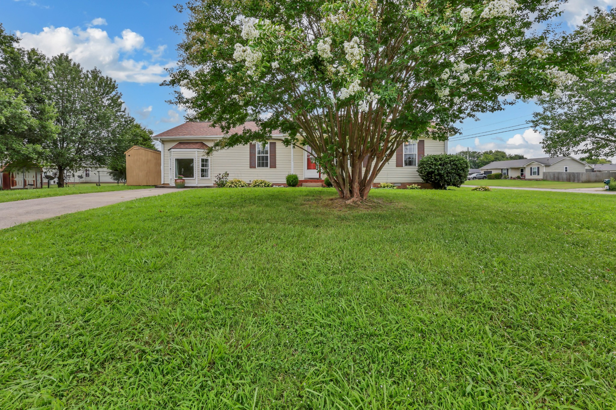 3200 N Senseney Cir