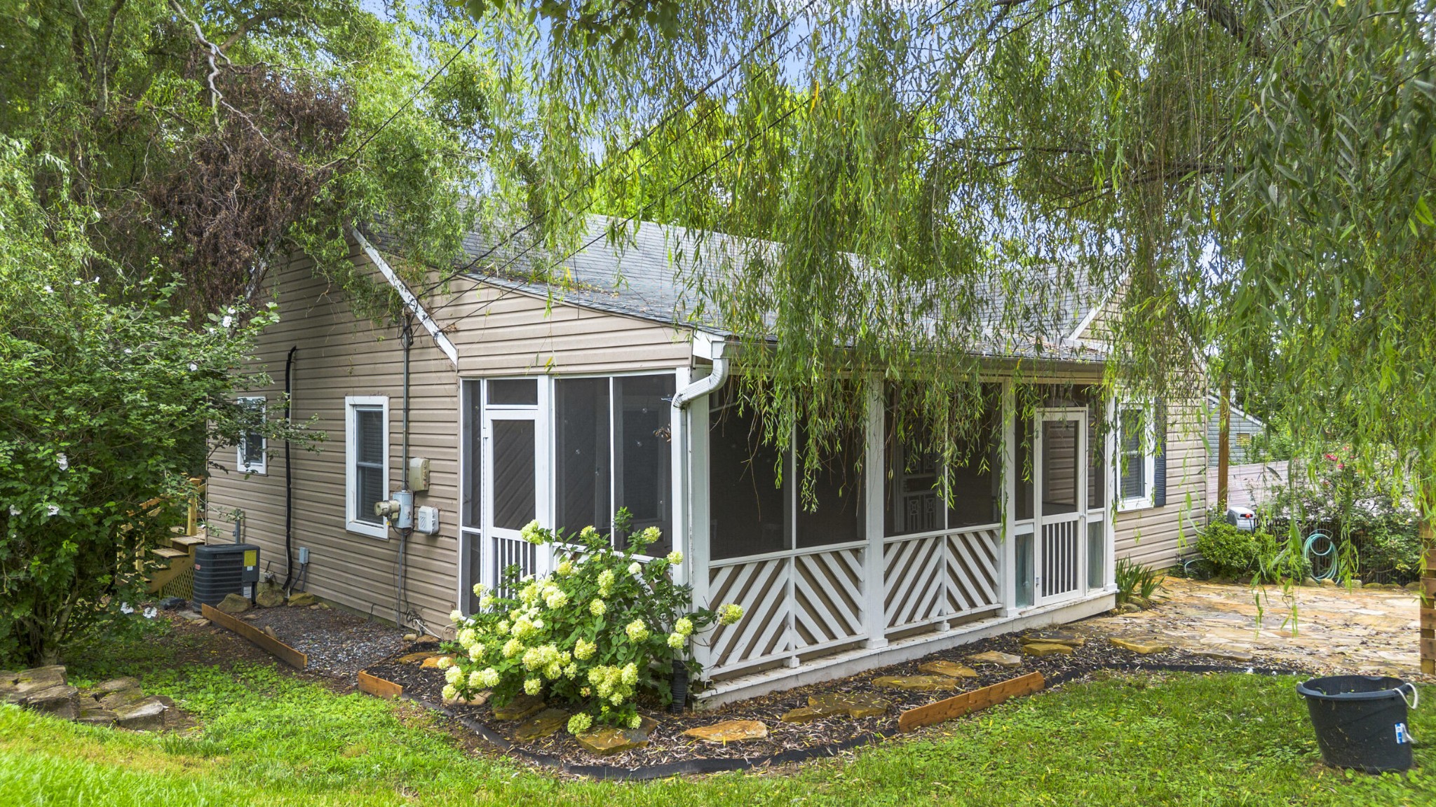 119 Bales Avenue