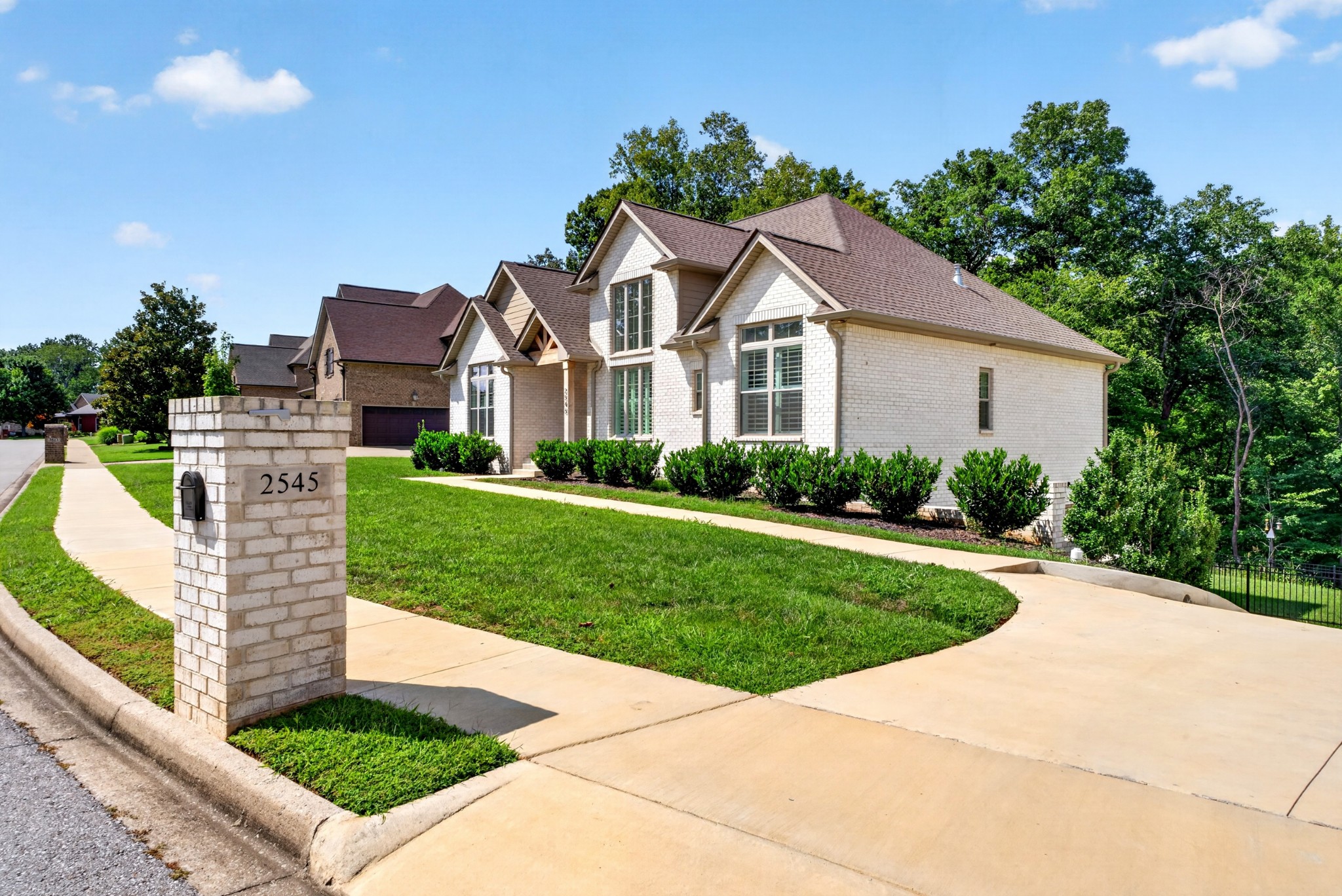 2545 Everwood Ct
