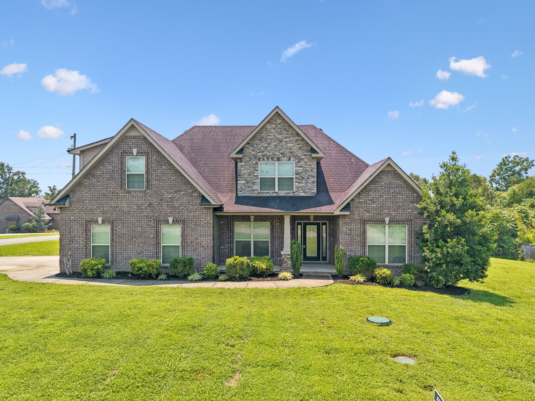 1342 Royal Oak Ave