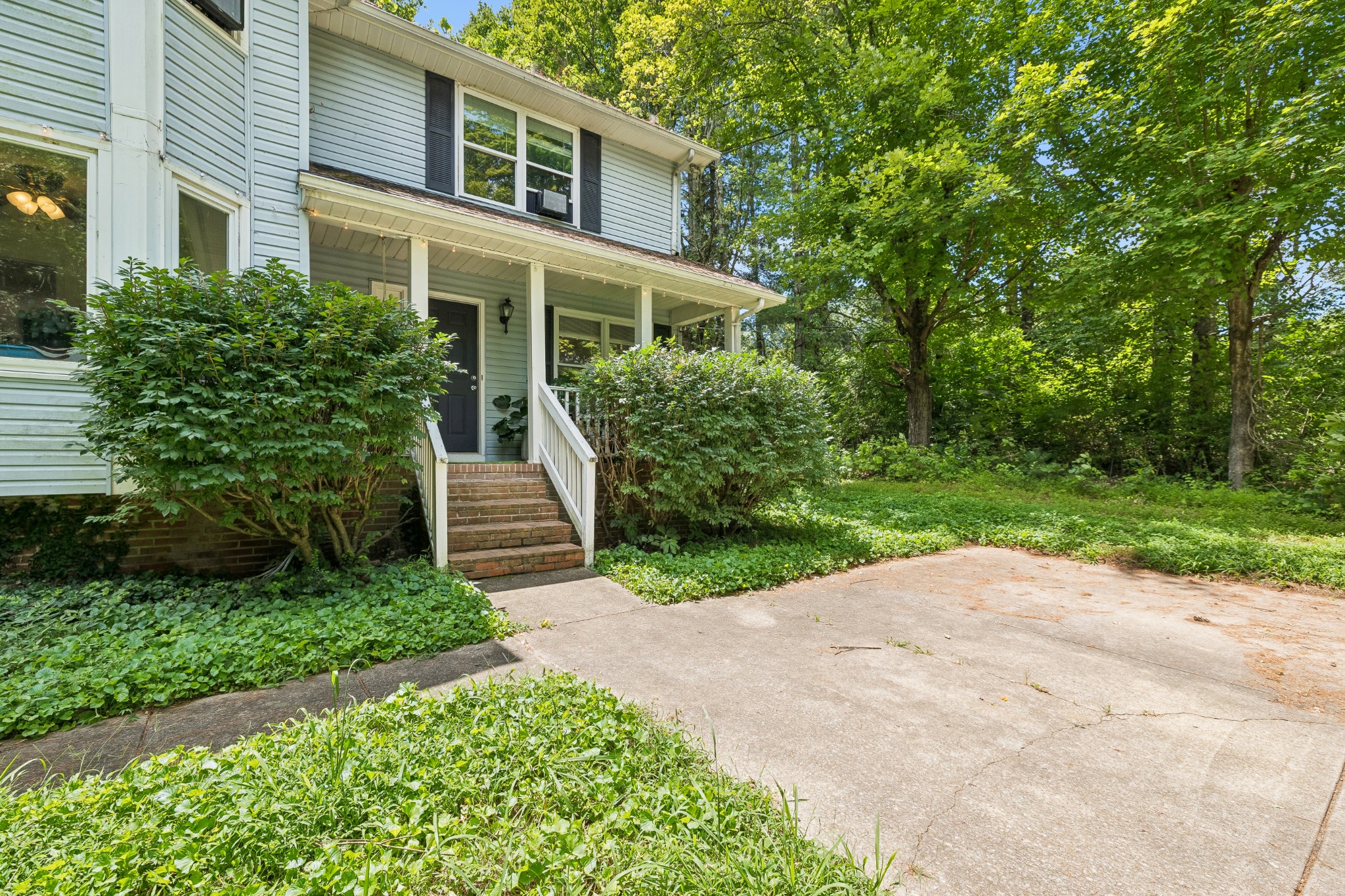 2705 Buckner Rd