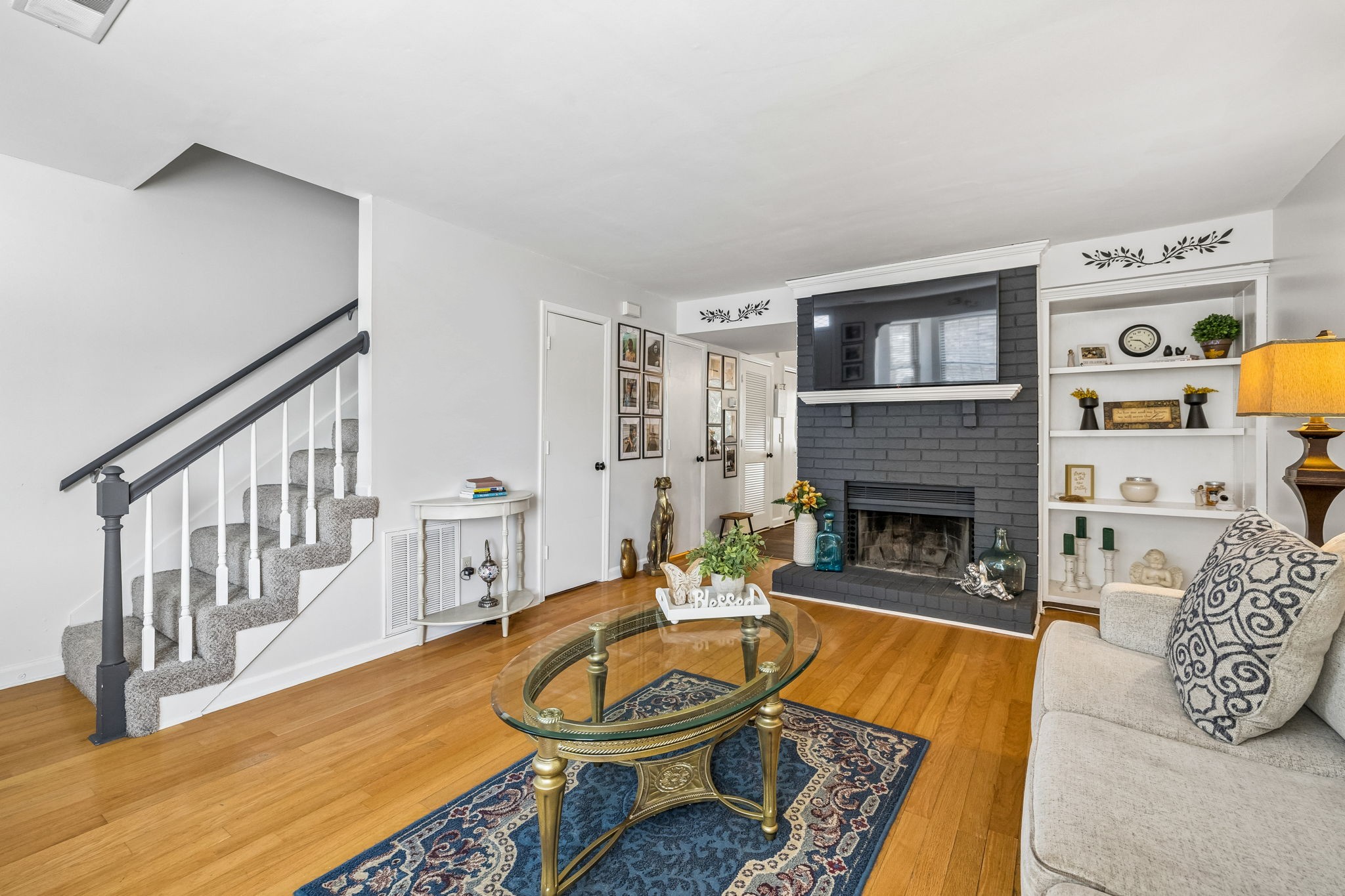 250 Sanders Ferry Rd
