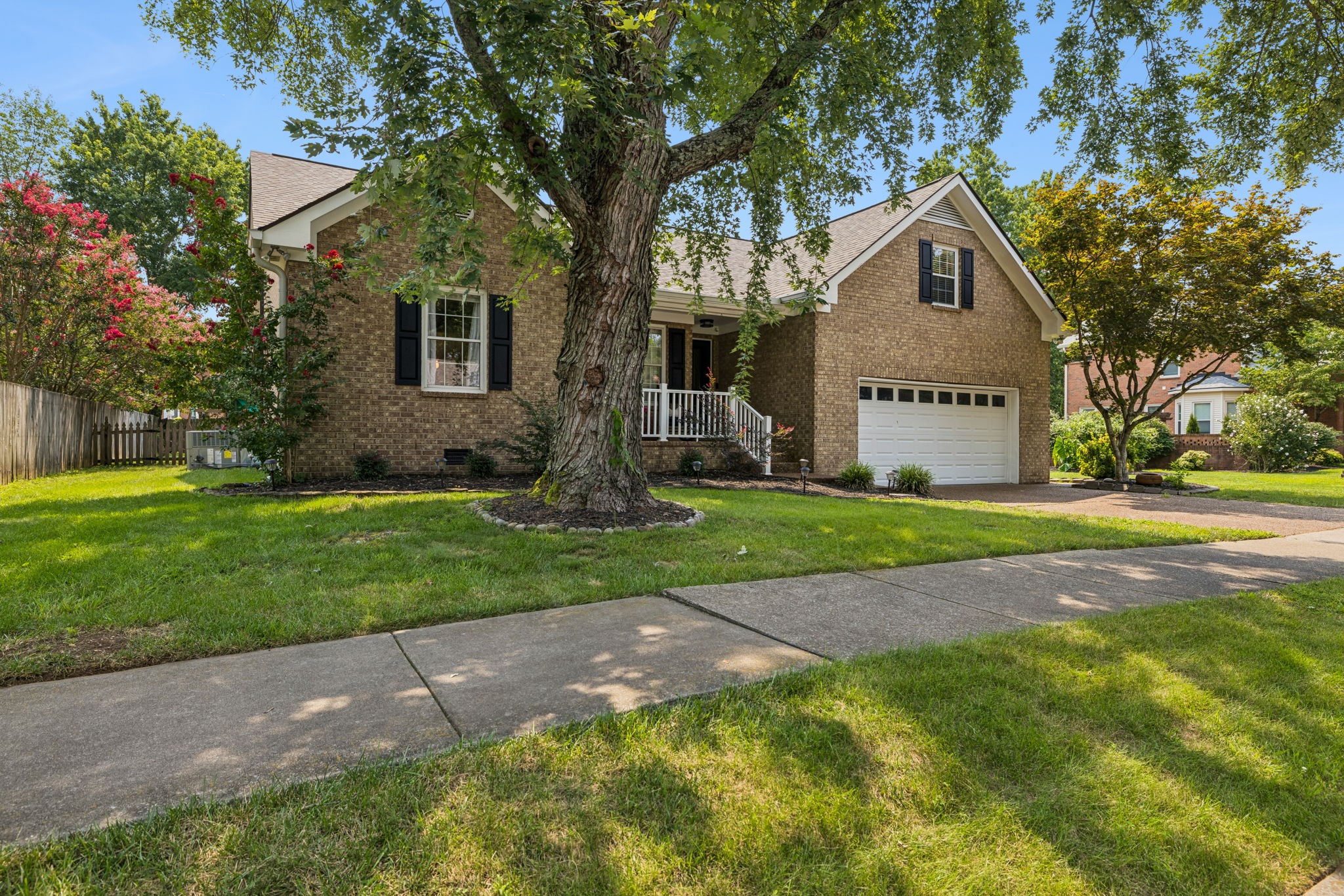 238 Heathersett Dr