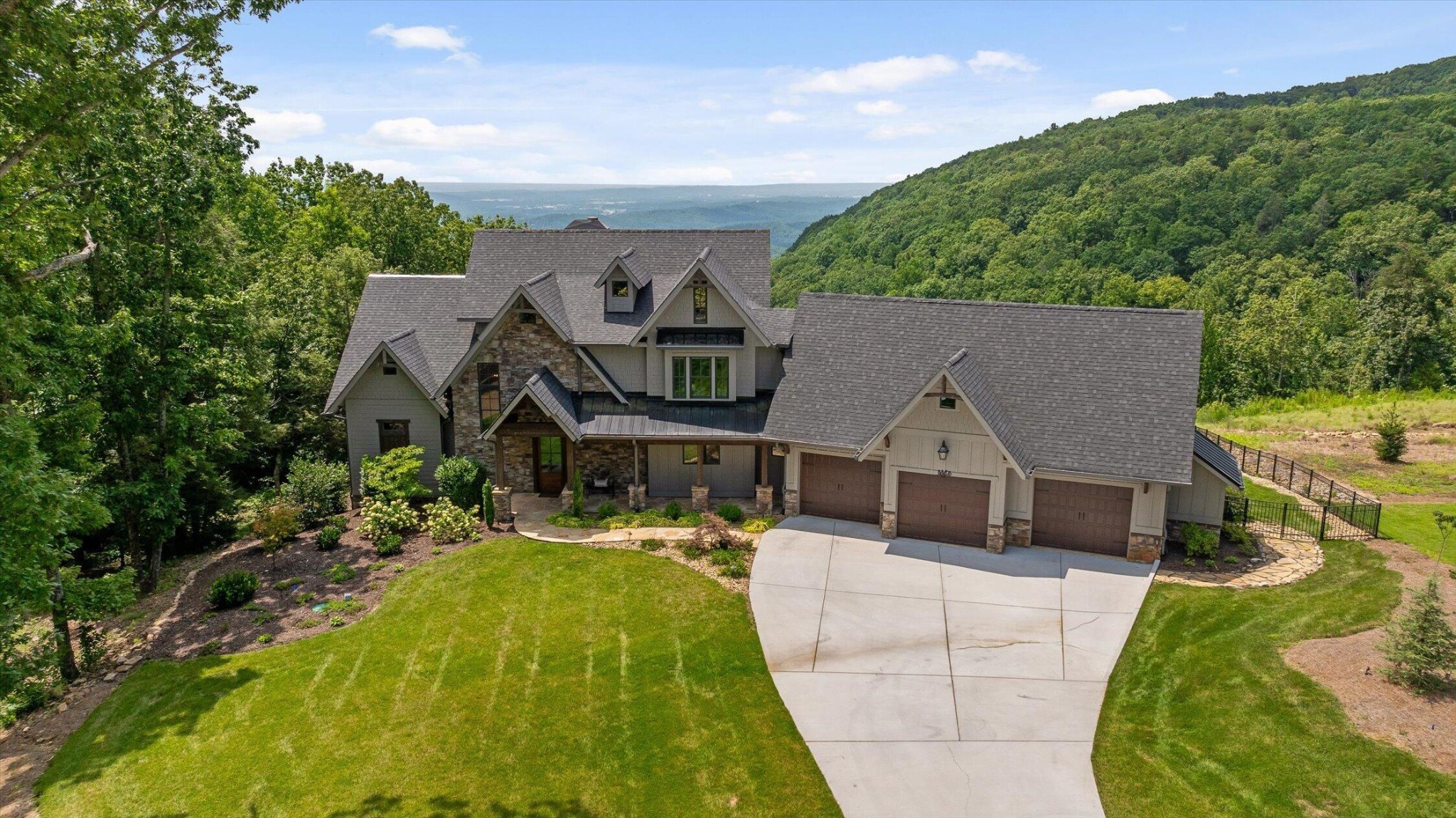8044 Mountain Laurel Trail