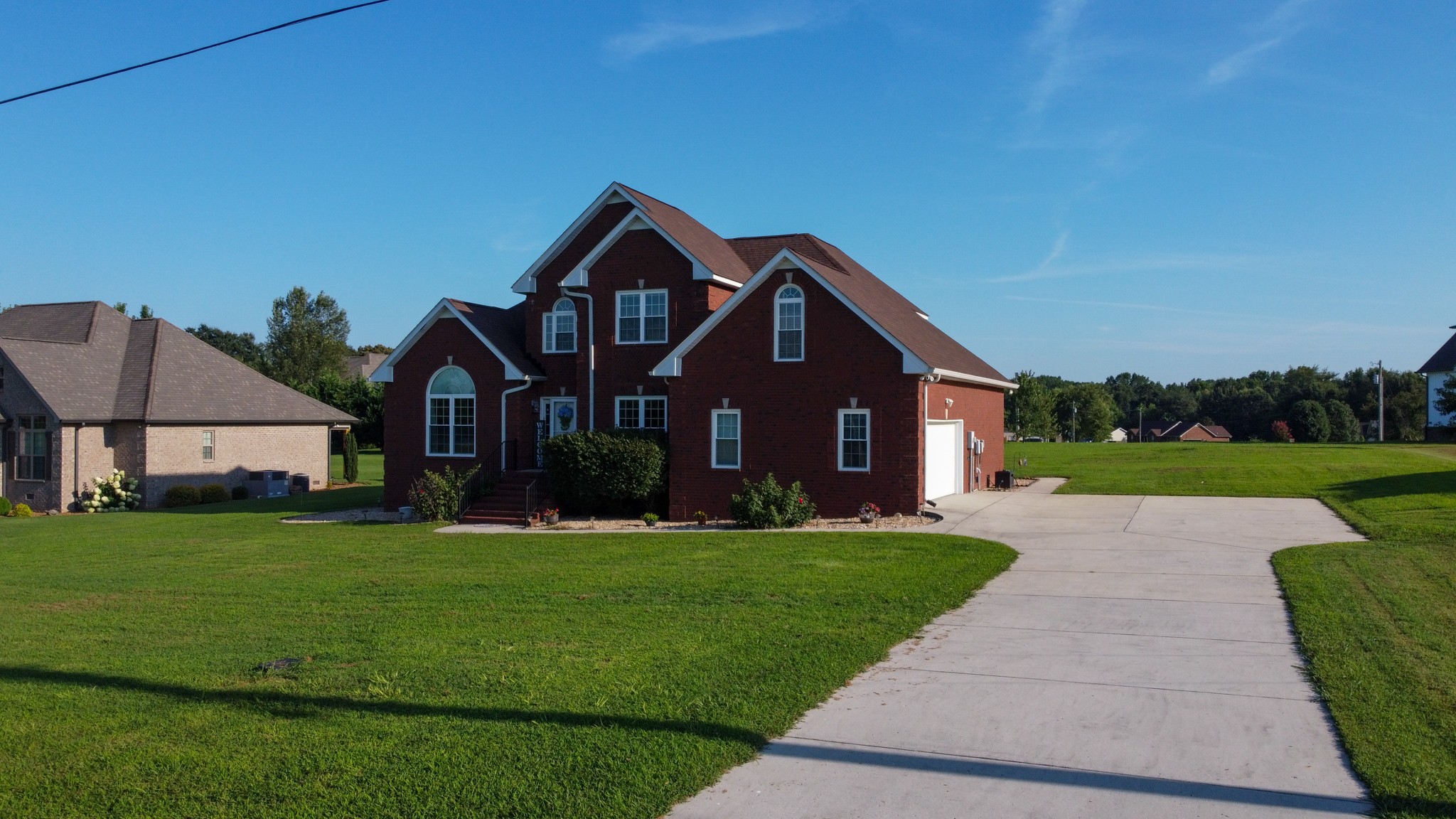 98 Aberdeen Ave