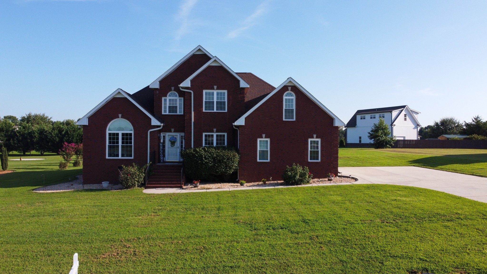 98 Aberdeen Ave
