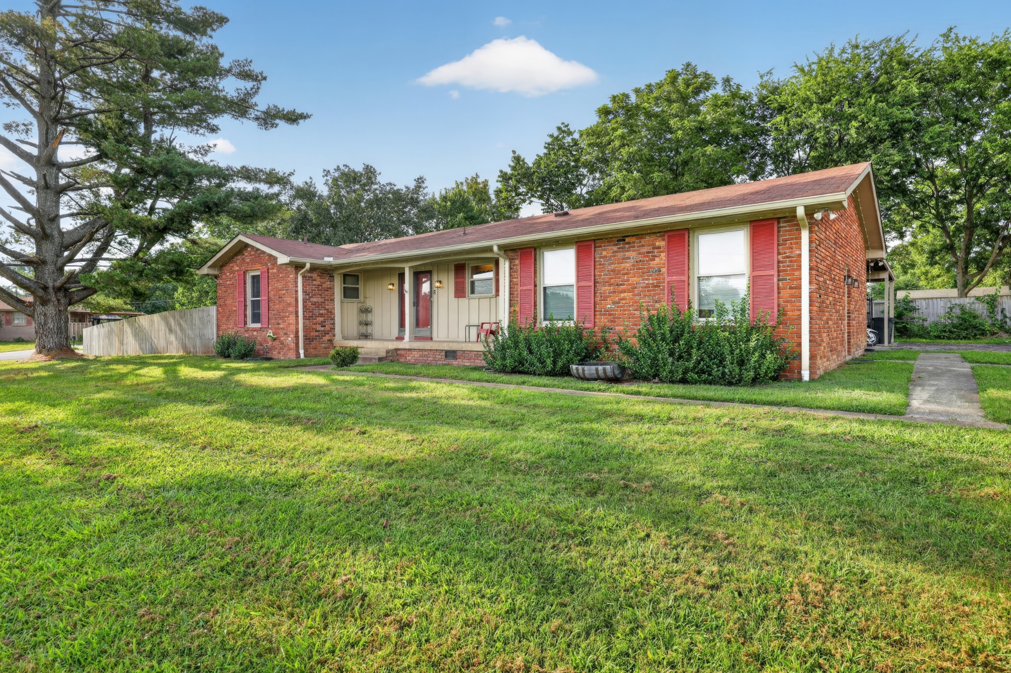 108 Savely Dr