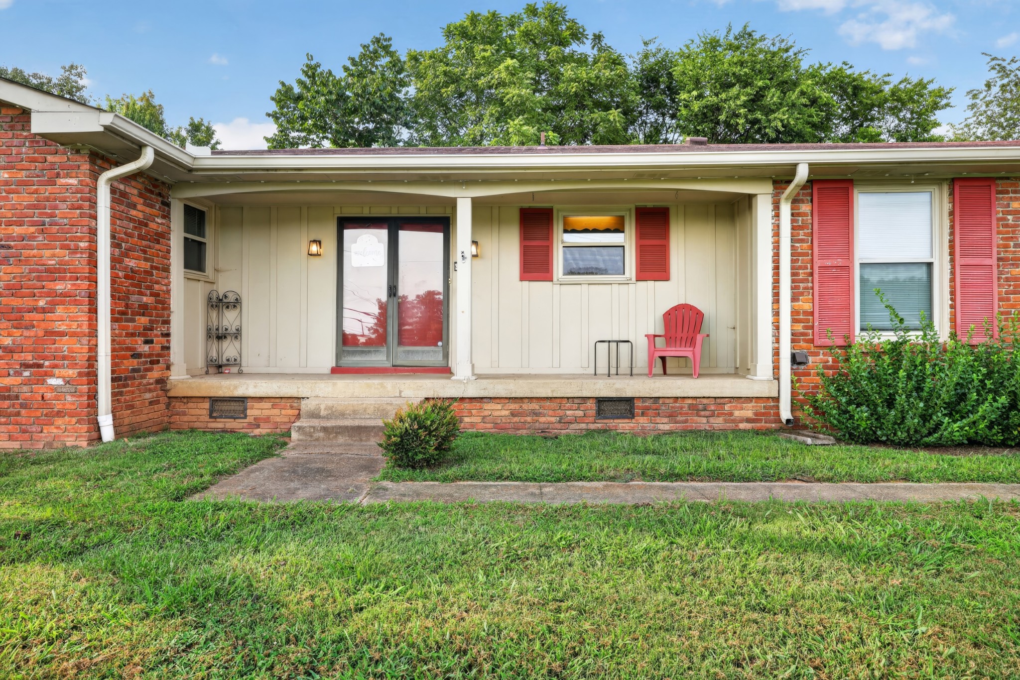 108 Savely Dr