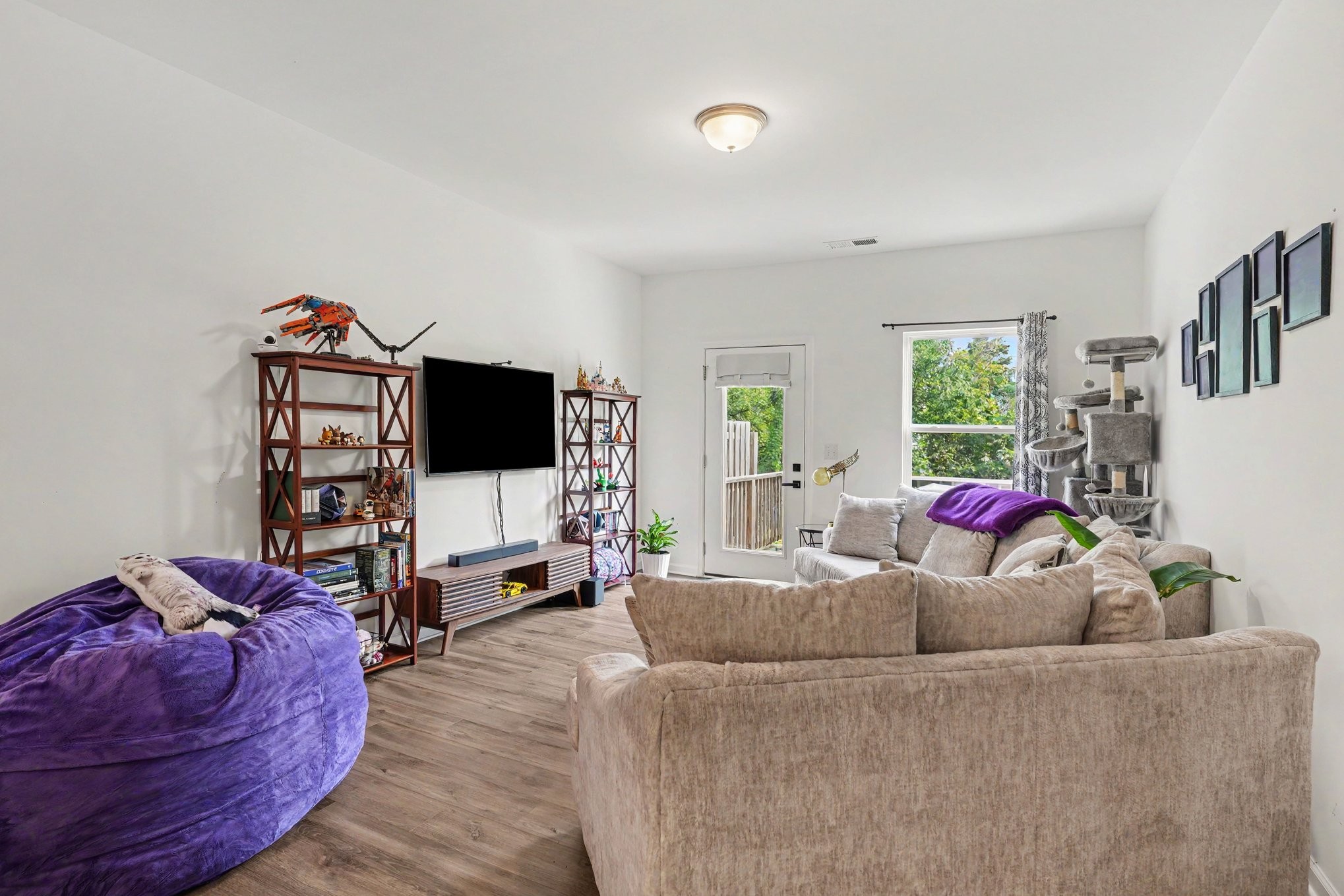 940 Millstream Dr