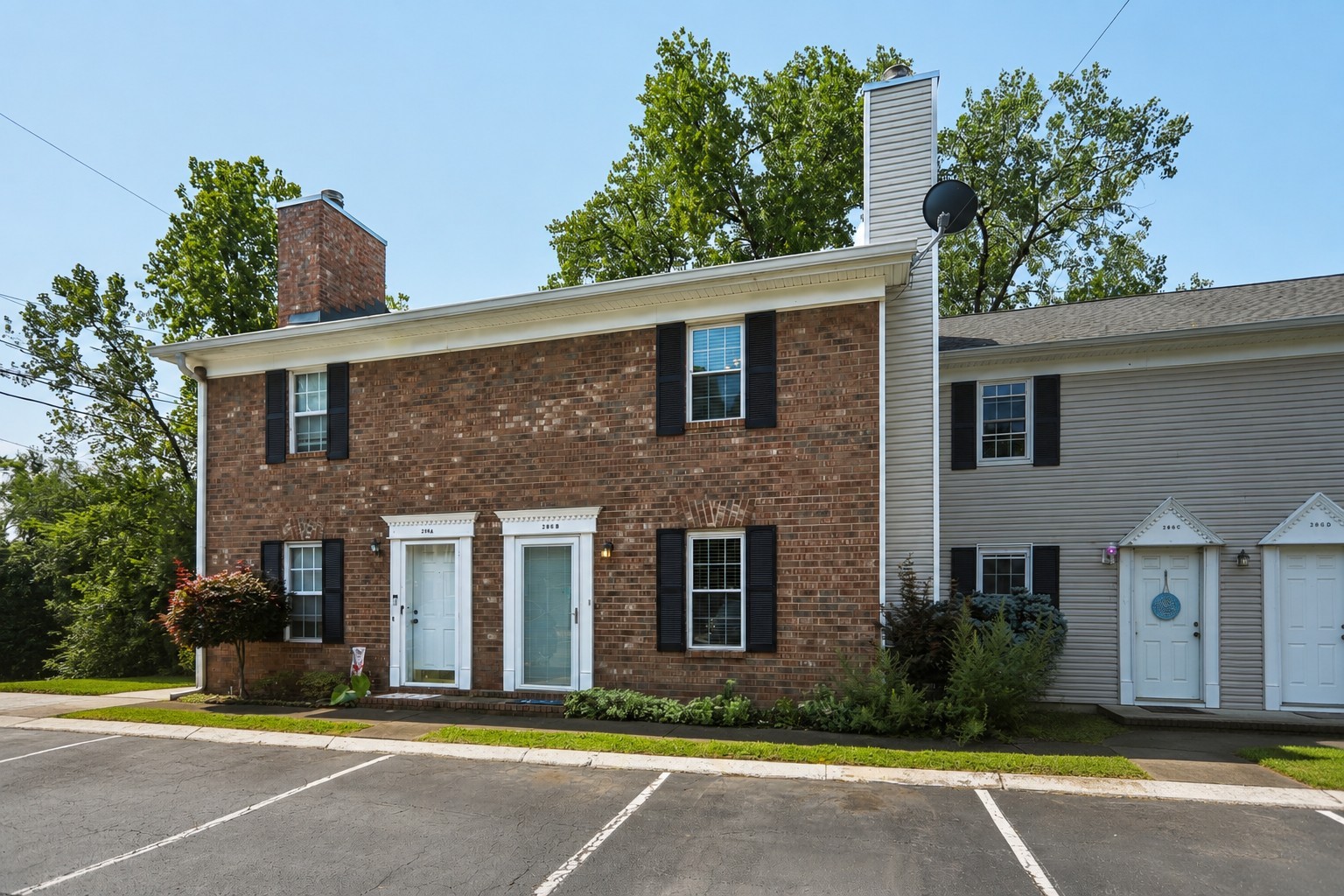 286 Donna Dr