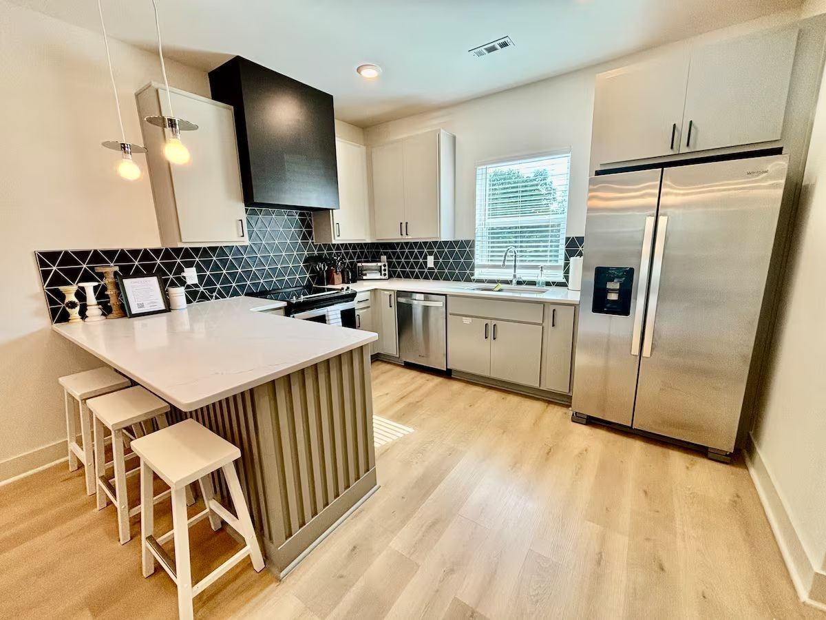 112 Fitzgerald Dr