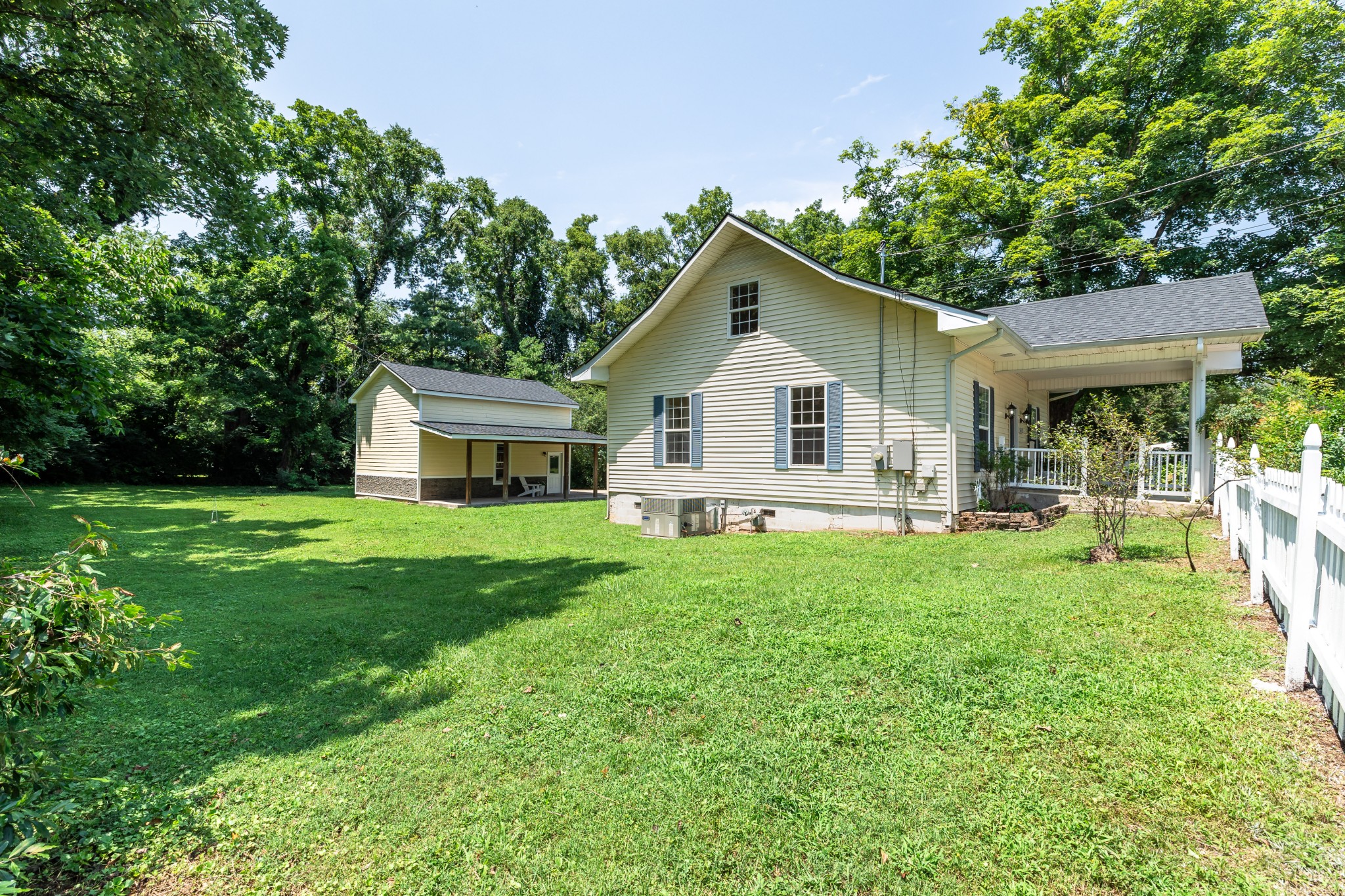 613 Mitchell Ave