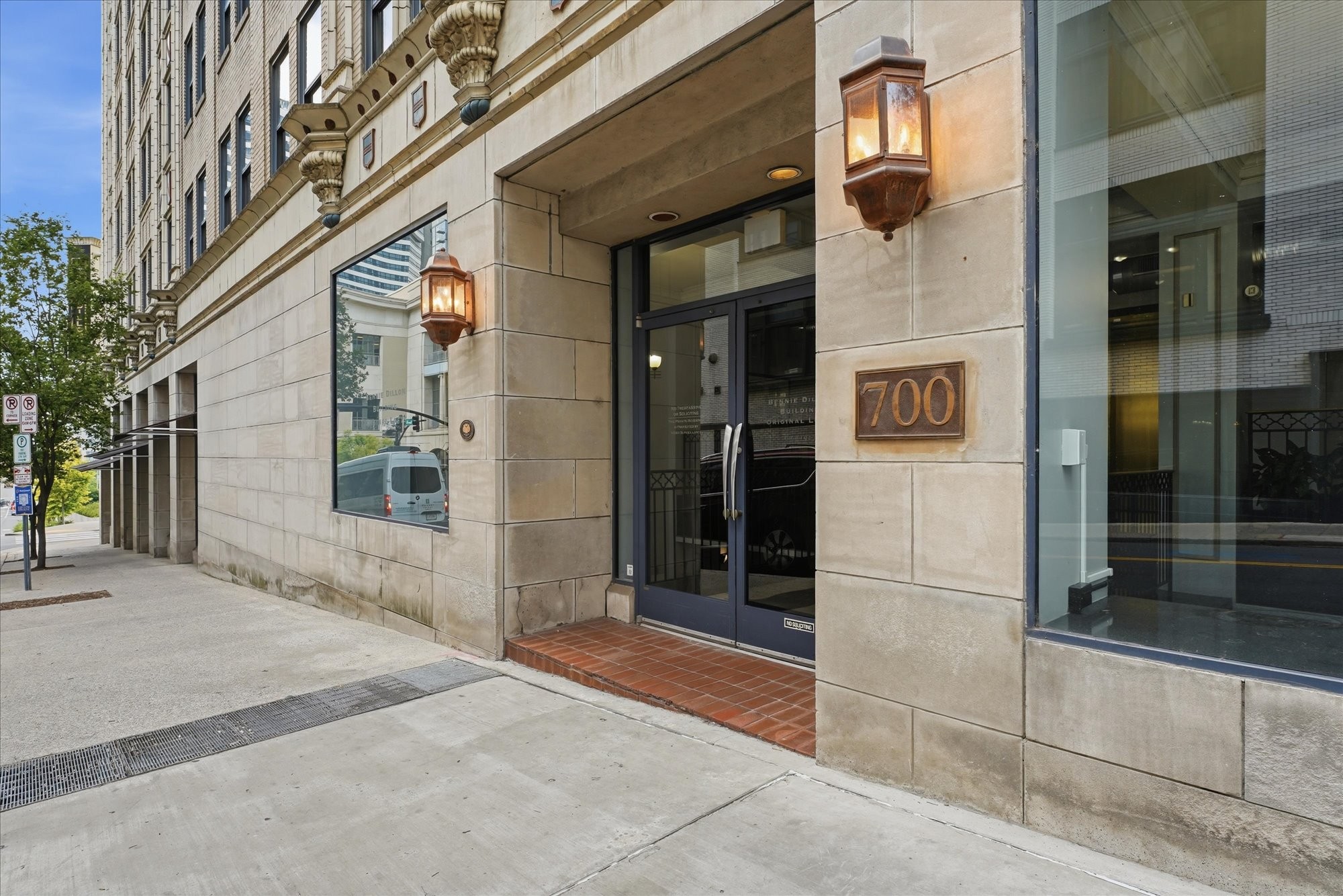 700 Church St