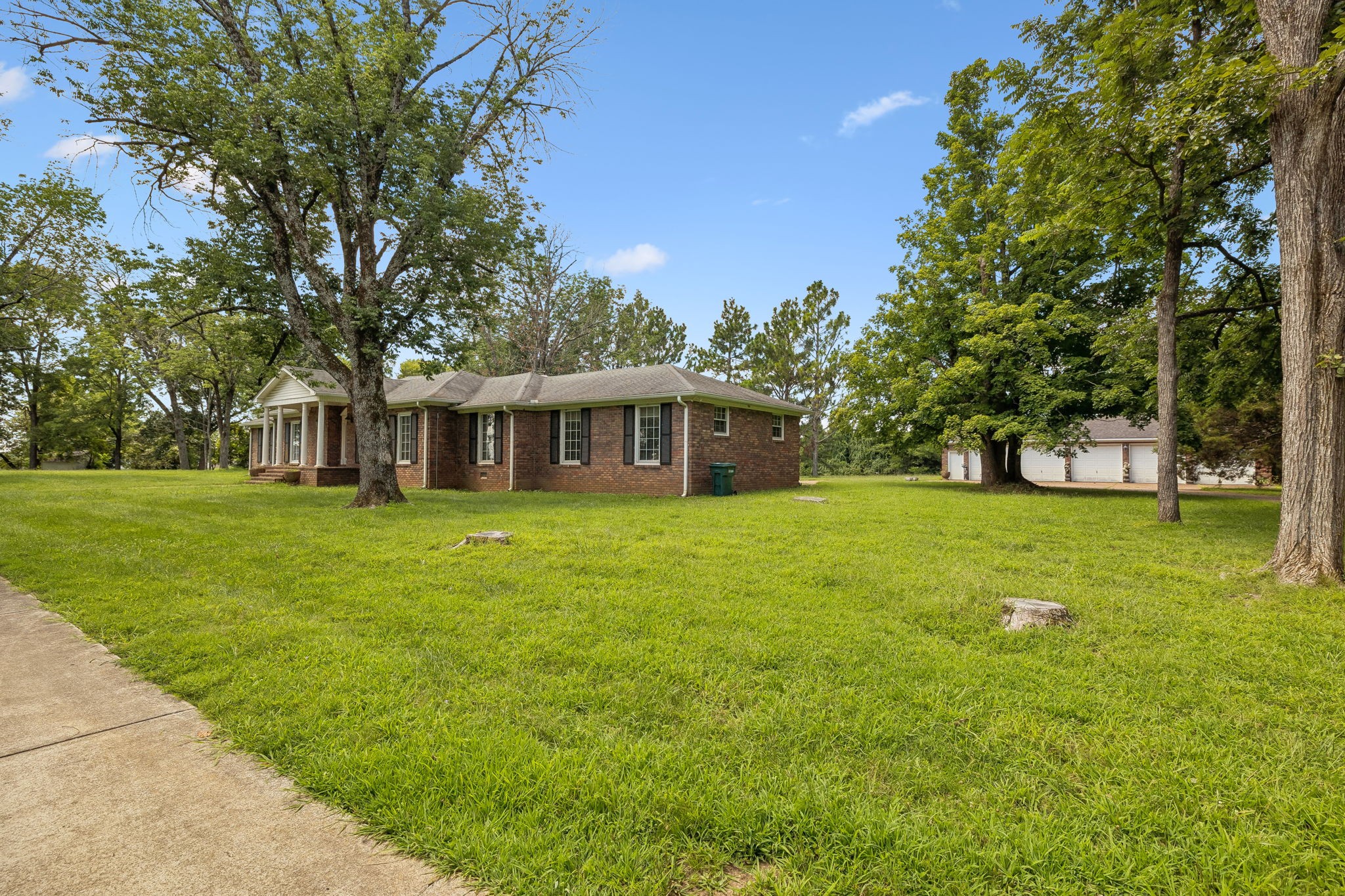 1929 Hickory Ridge Rd
