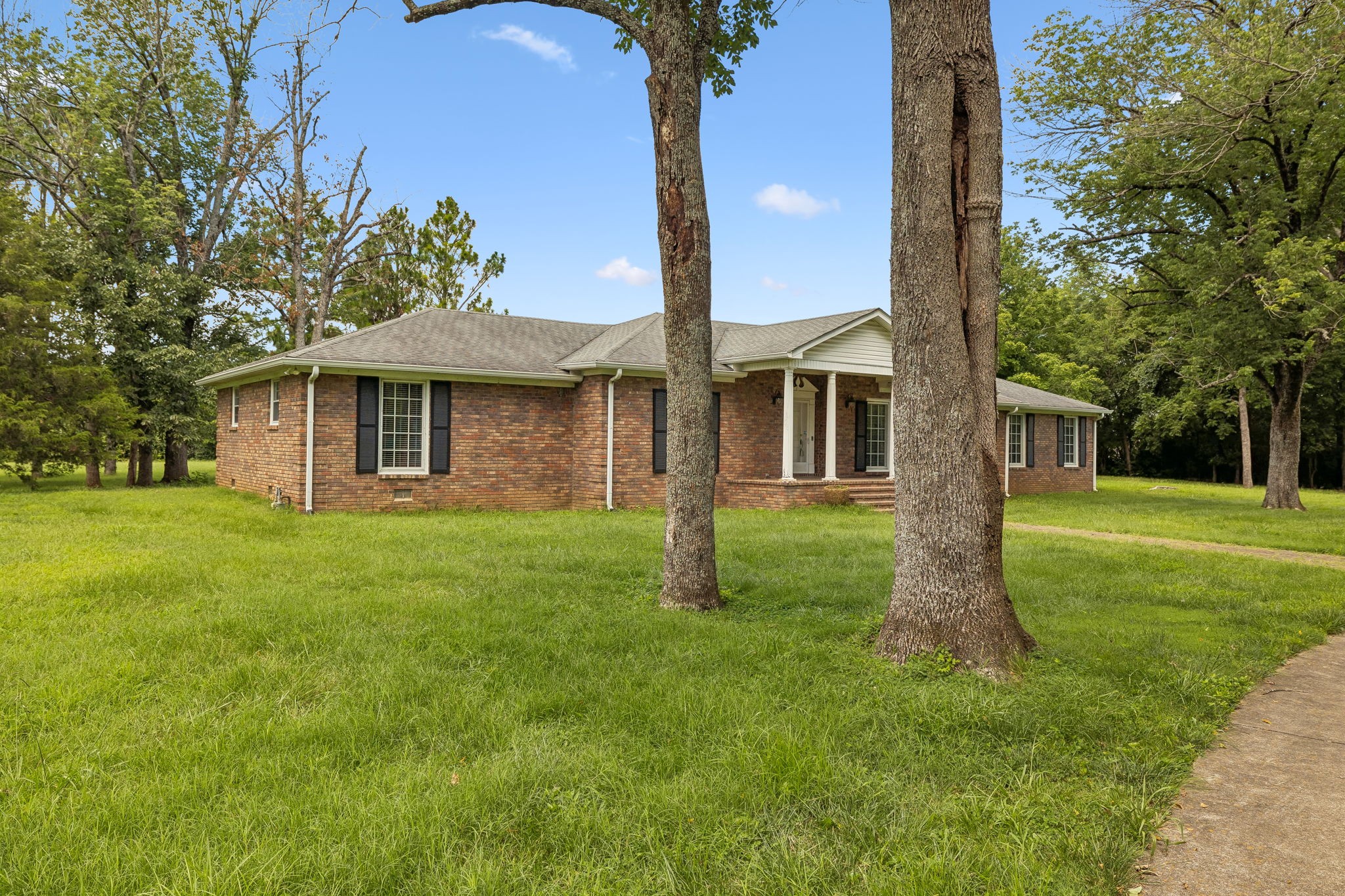 1929 Hickory Ridge Rd
