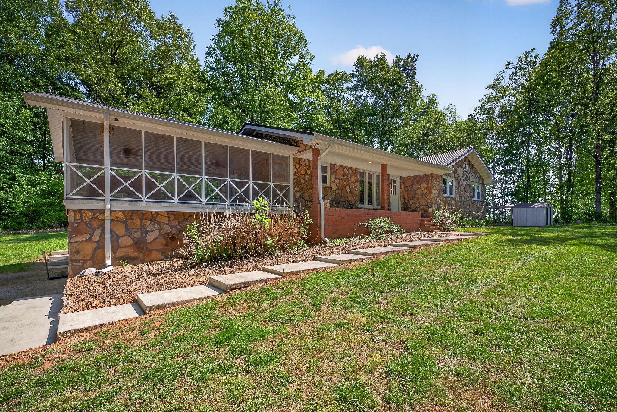 214 Boyd Creek Rd