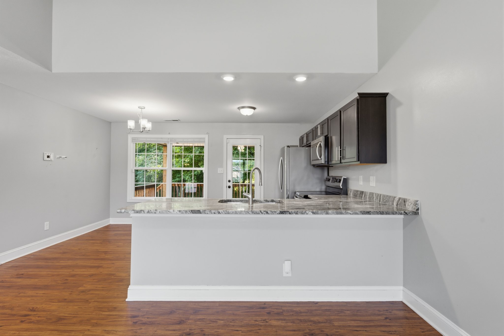 2885 Teakwood Dr