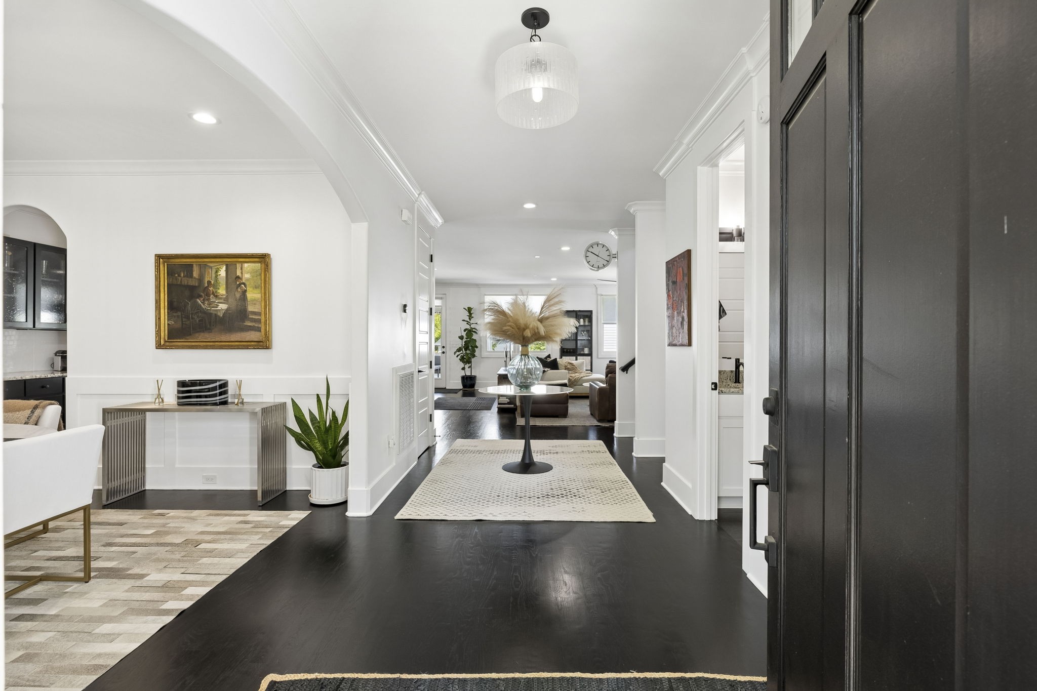 2409 Vaulx Ln
