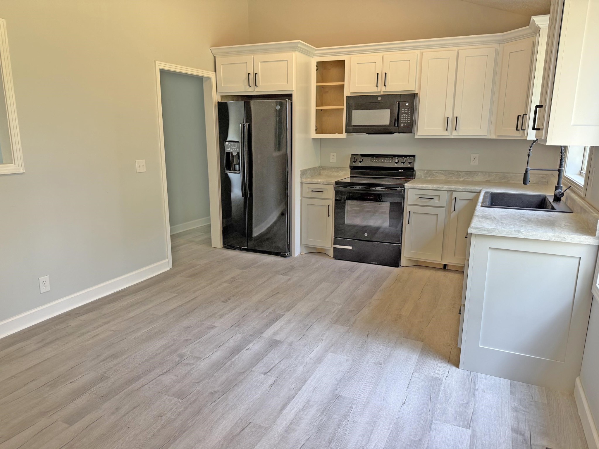 270 MADDOX LOOP