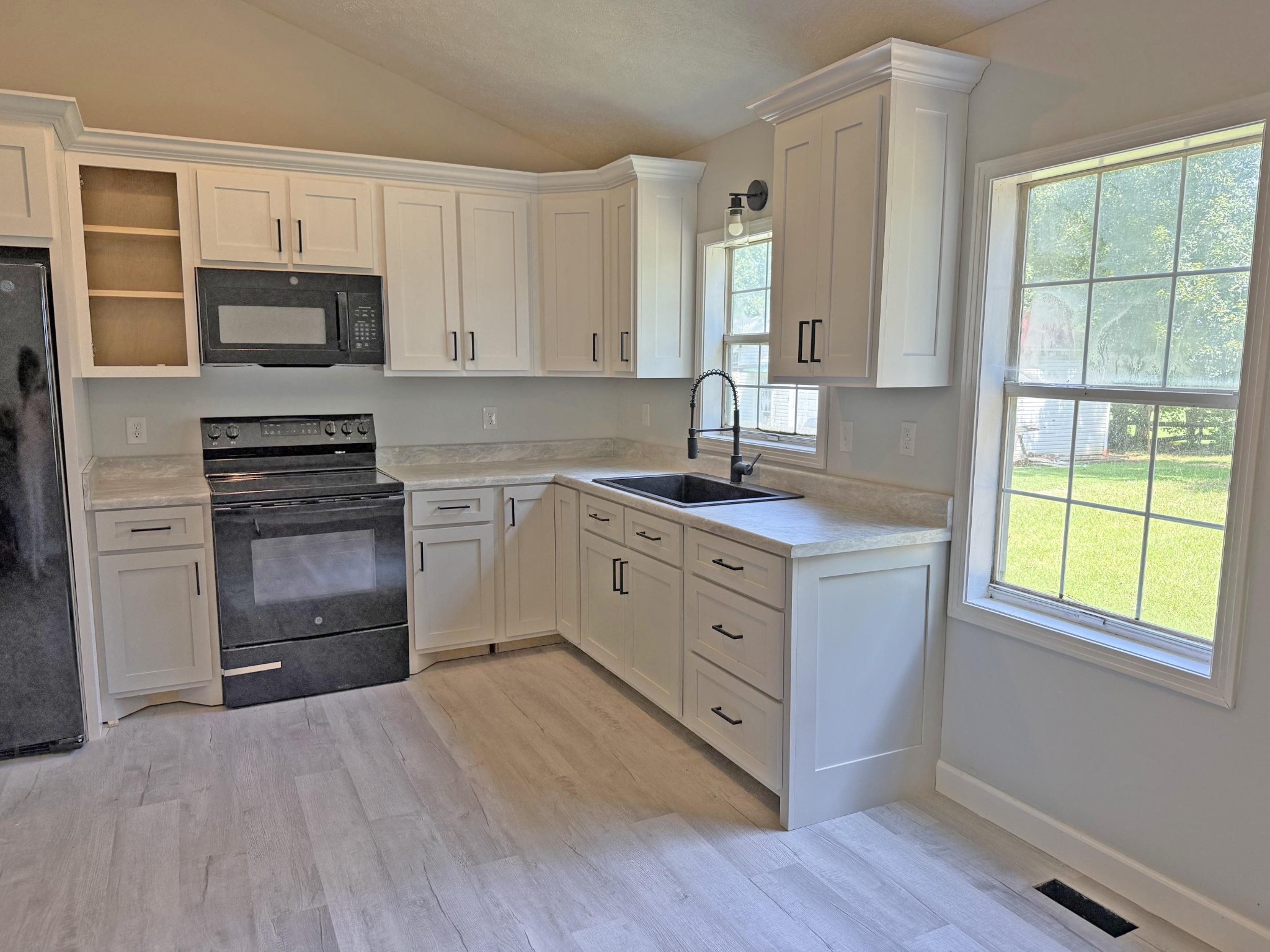 270 MADDOX LOOP