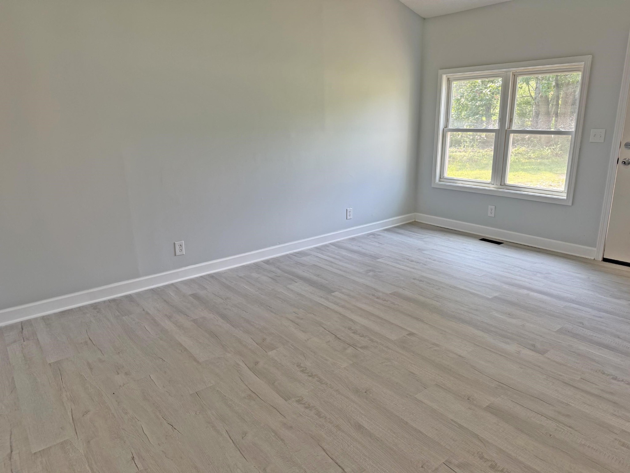 270 MADDOX LOOP