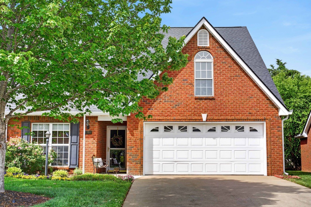 2766 Waywood Dr