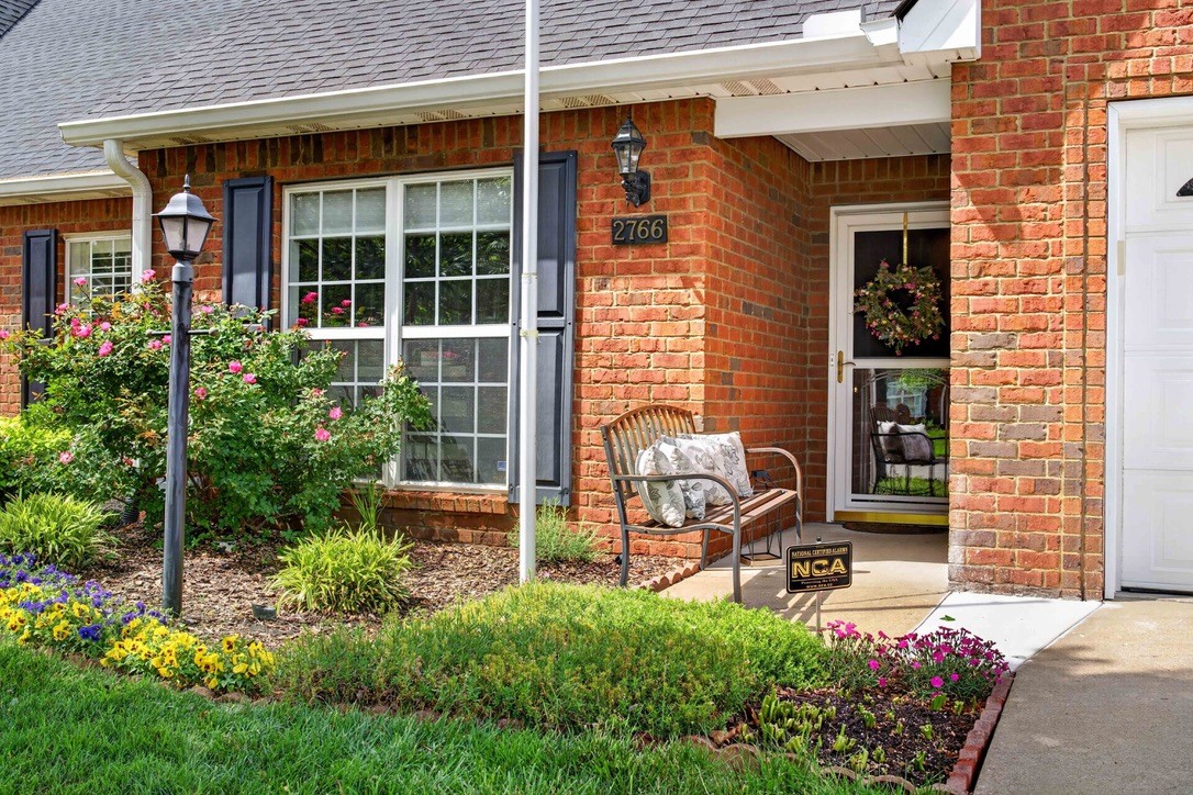 2766 Waywood Dr
